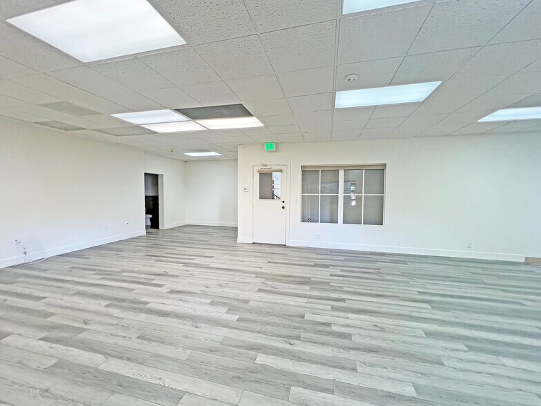 More Photos Of 418 Chapala St, Santa Barbara Loft Creative Space For Lease