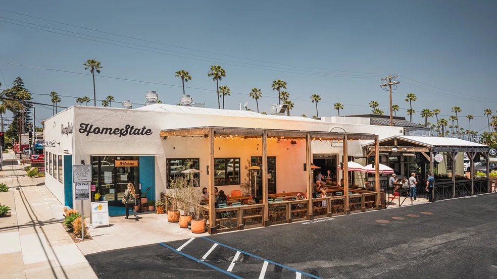 Primary Photo Of 510 Vista Way, Oceanside Restaurant For Lease