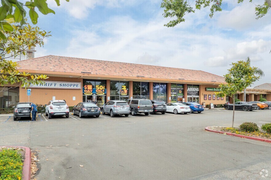 Primary Photo Of 5144-5168 Hollister Ave, Santa Barbara General Retail For Lease
