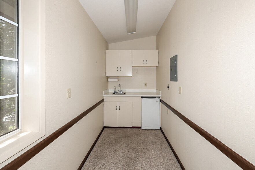 More Photos Of 5320 State Highway 49, Mariposa Office Residential For Sale