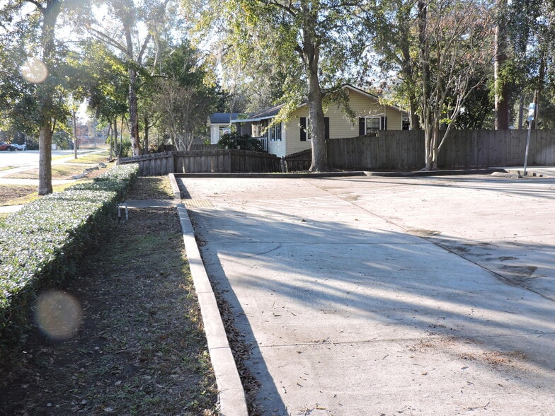 More Photos Of 8141 Ramona Blvd, Jacksonville Medical For Lease