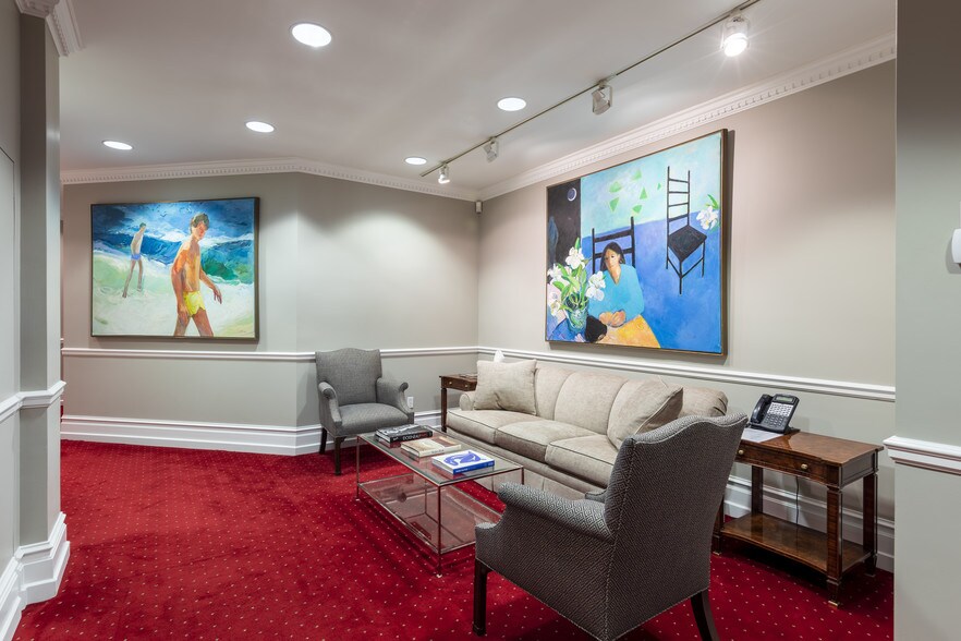 More Photos Of 115 E 69th St, New York Office Residential For Sale
