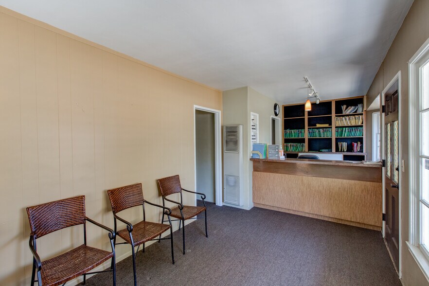 More Photos Of 624 W Chapman Ave, Orange Medical For Sale