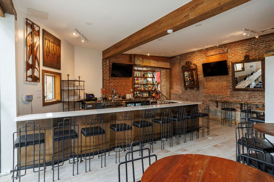 More Photos Of 4457 Main St, Philadelphia Storefront Retail Office For Lease