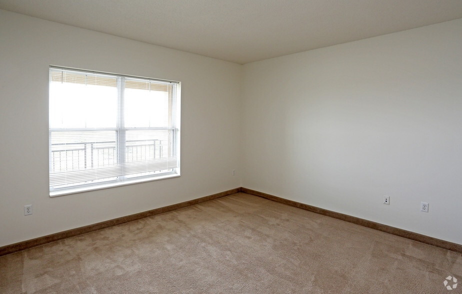 More Photos Of 12700 Nicollet Ave, Burnsville Apartments For Lease