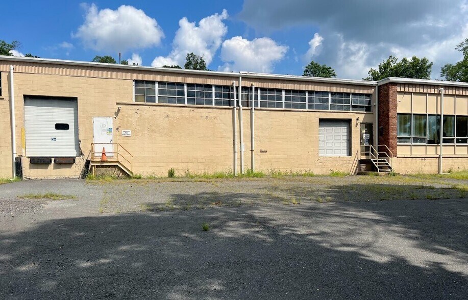 More Photos Of 342 US Highway 22, Green Brook Warehouse For Sale