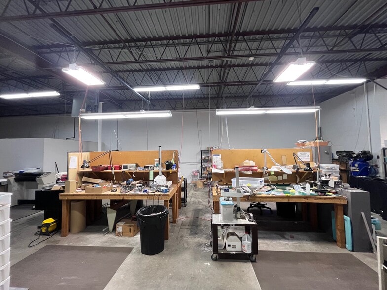 More Photos Of 50 Parker St, Newburyport Manufacturing For Lease
