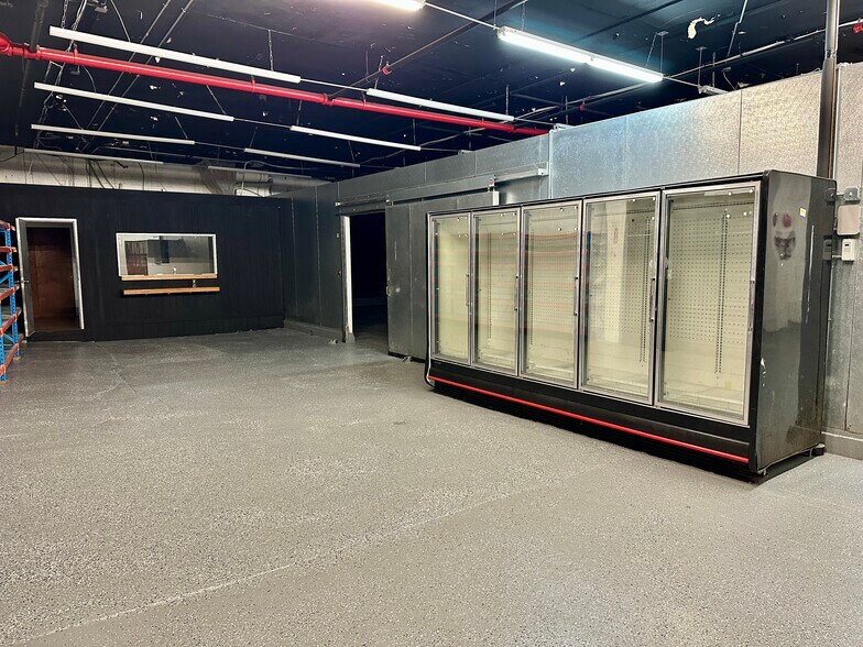 More Photos Of 8802 Foster Ave, Brooklyn Warehouse For Lease