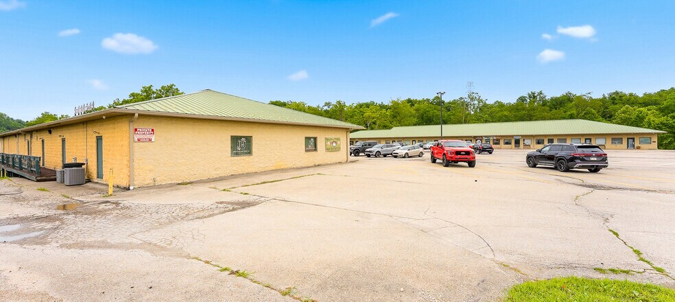 More Photos Of 6 Oliver Rd, Uniontown Freestanding For Lease