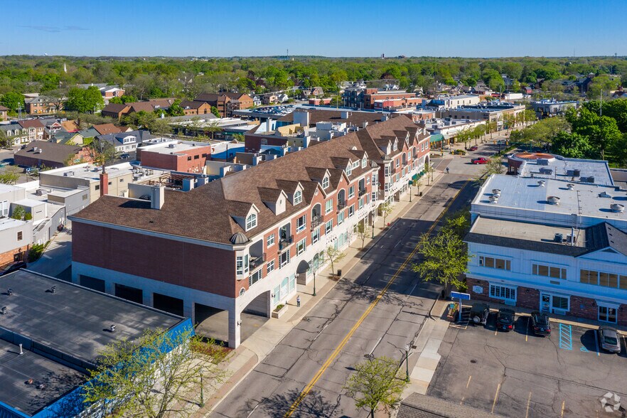 More Photos Of 801 W Ann Arbor Trl, Plymouth Office For Lease