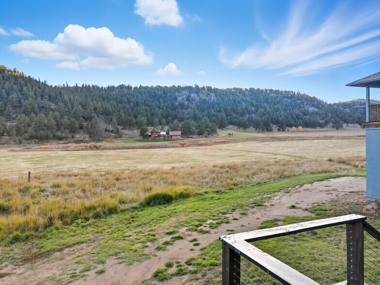 More Photos Of 1636 Lakemoor Dr, Florissant Specialty For Sale