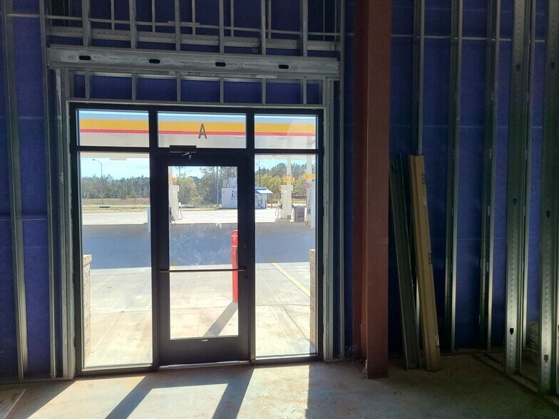 More Photos Of , Biloxi Service Station For Lease