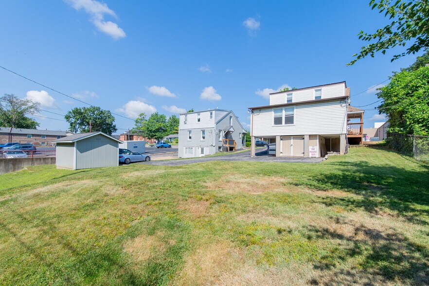 More Photos Of 4150 Crescent Dr, Saint Louis Office For Sale