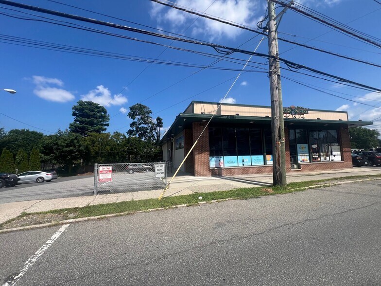 More Photos Of 800-808 E Boston Post Rd, Mamaroneck Storefront For Lease