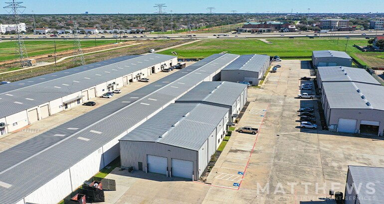 More Photos Of 20212 Hempstead Rd, Houston Warehouse For Sale