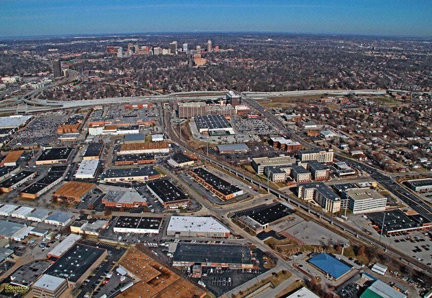 More Photos Of 290 Hanley Industrial Ct, Brentwood Warehouse For Lease