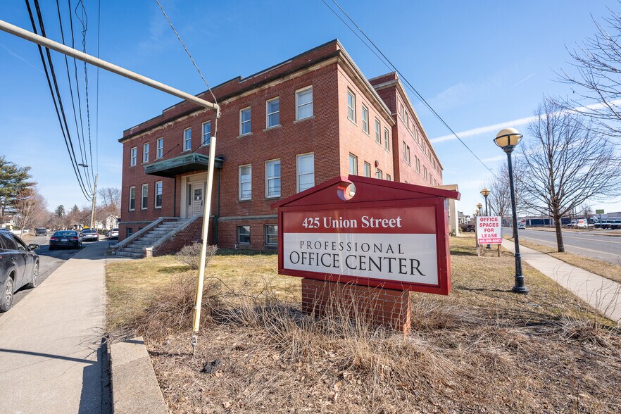 More Photos Of 425 Union St, West Springfield Office For Lease