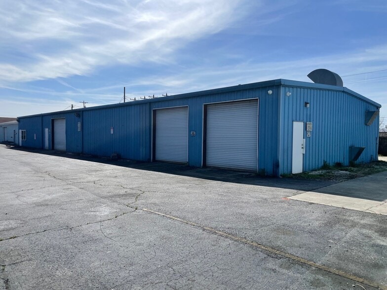 More Photos Of 951 Carl Vinson Pky, Centerville Warehouse For Sale