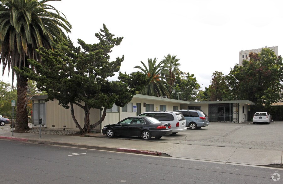 More Photos Of 93 N 14th St, San Jose Medical For Sale