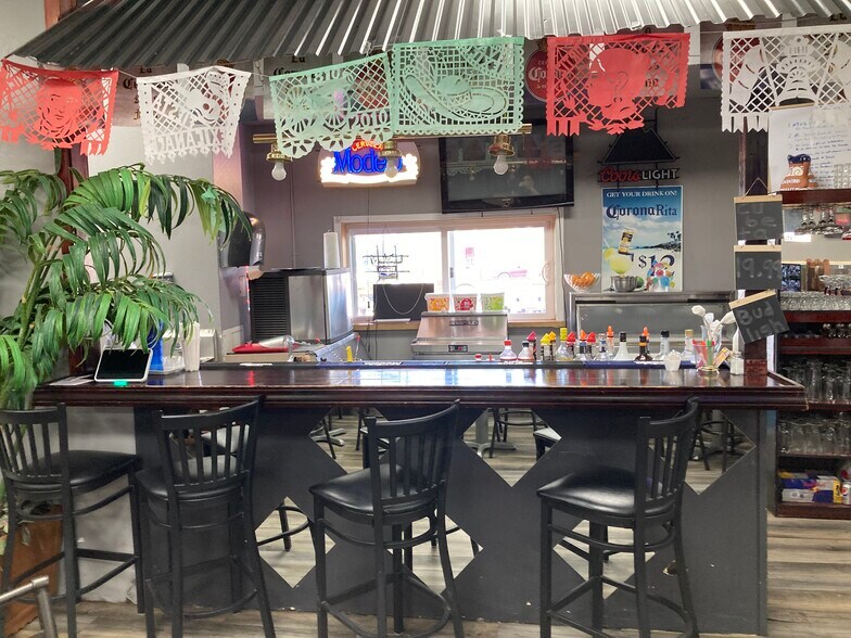 More Photos Of 528 W Clark St, Pasco Restaurant For Sale