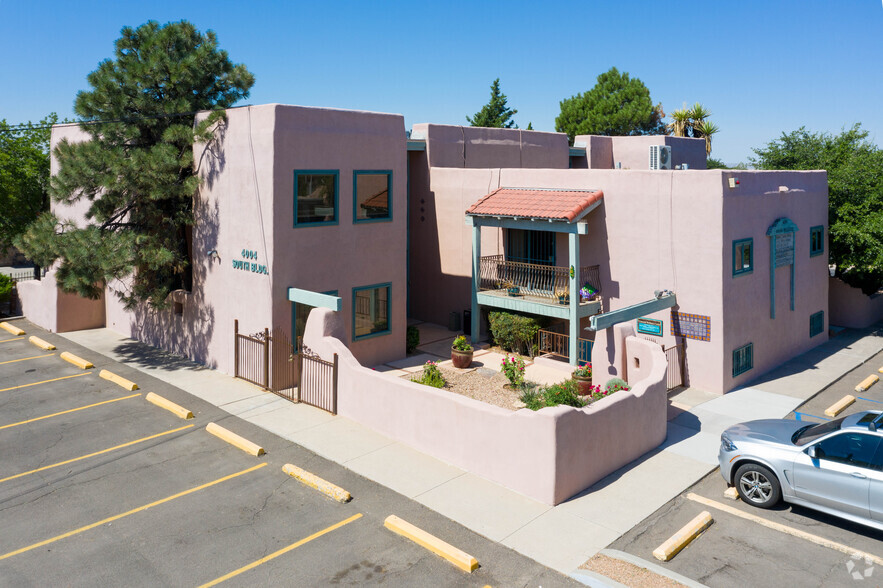 Primary Photo Of 4004 Carlisle Blvd NE, Albuquerque Coworking Space