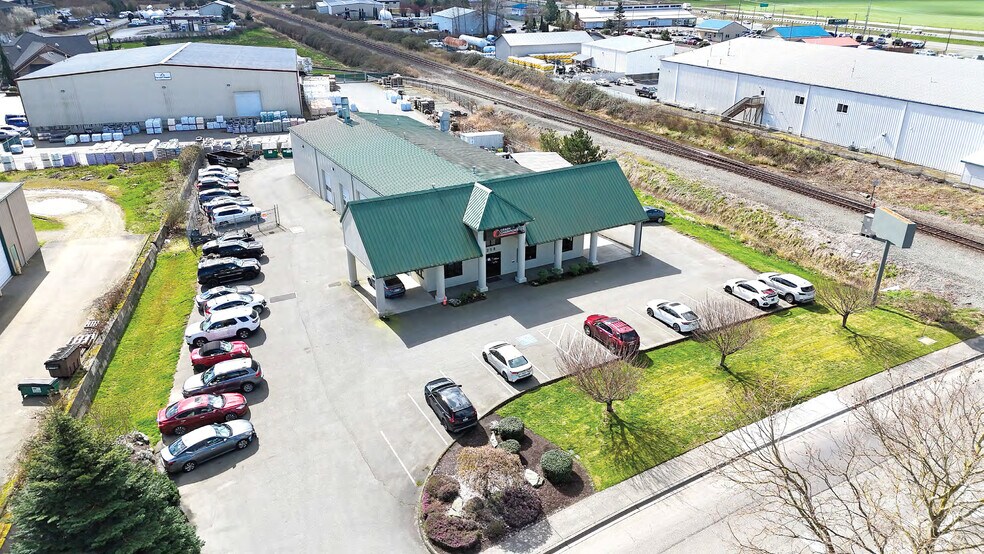 More Photos Of 258 N Hill Blvd, Burlington Auto Repair For Sale