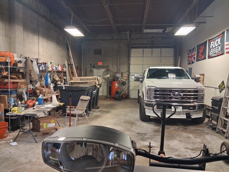 More Photos Of 4570 E Bristol Rd, Feasterville Trevose Light Manufacturing For Sale