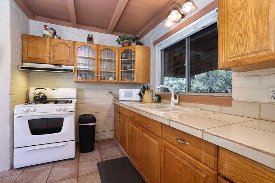More Photos Of 1401 N Camino Cordon Rd, Tucson Apartments For Sale