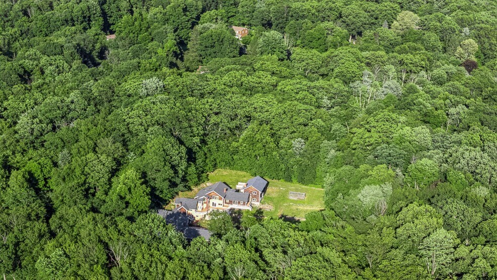 More Photos Of 584 Milltown Rd, Brewster Village Specialty For Sale