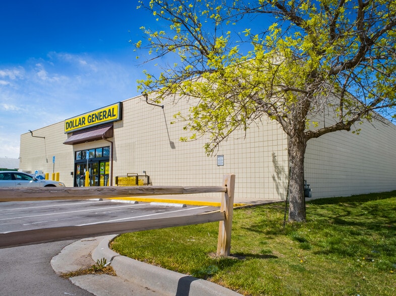 More Photos Of 4520 E 13th St N, Wichita Freestanding For Sale