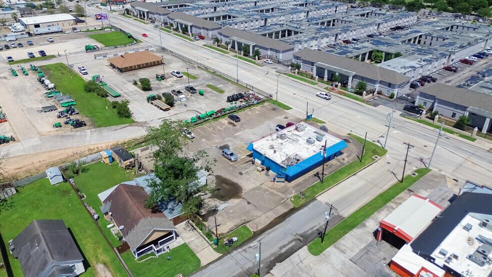 More Photos Of 410 Richey St, Pasadena Fast Food For Sale