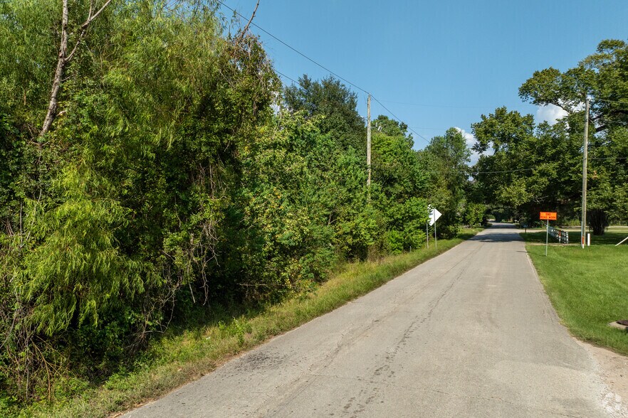 More Photos Of 8935 Carraway Ln, Magnolia Land For Sale