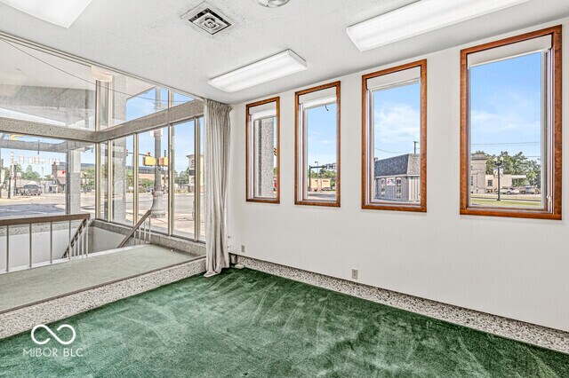 More Photos Of 101 S Anderson St, Elwood Restaurant For Sale