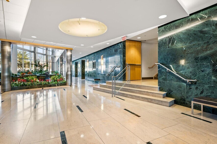 More Photos Of 505 Eagleview Blvd, Exton Unknown For Lease