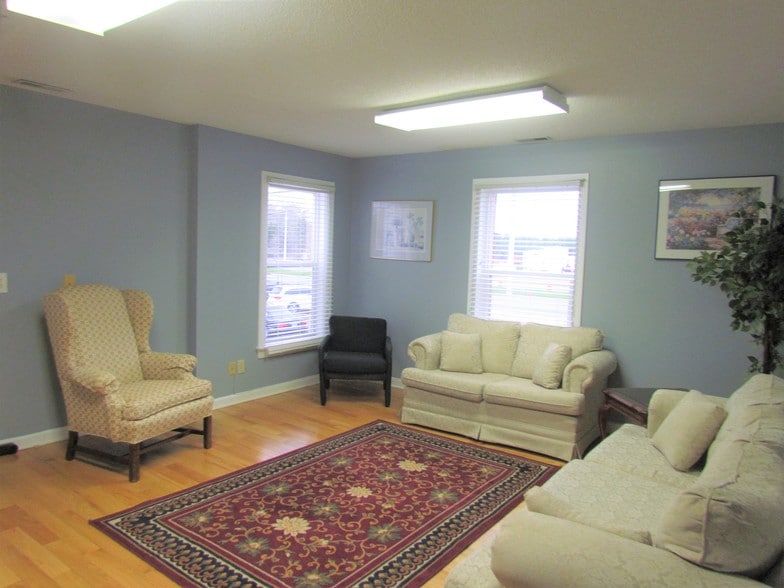 More Photos Of 10027 Us-70 Hwy, Clayton Office For Lease