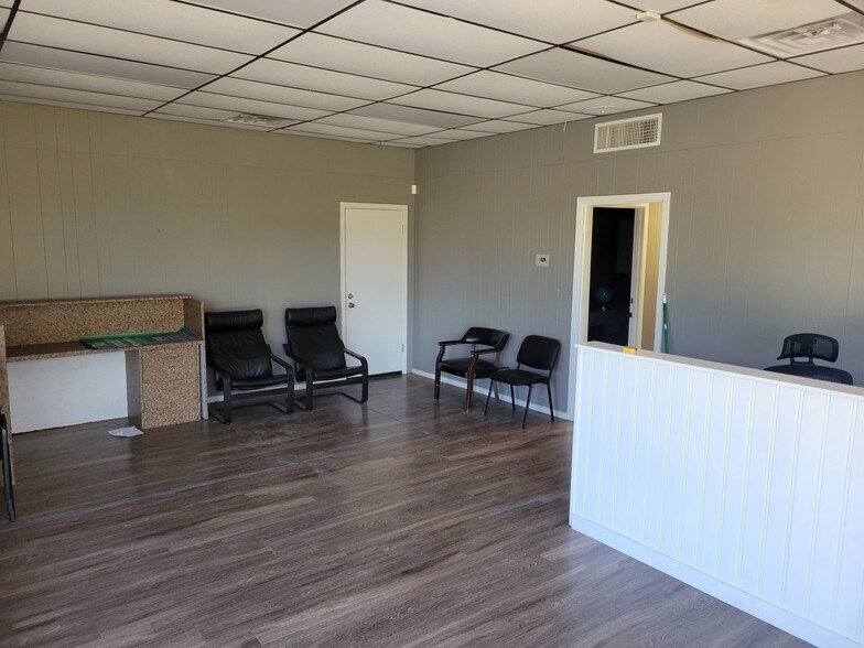 More Photos Of 6076 Us Highway 51 N, Millington Warehouse For Sale