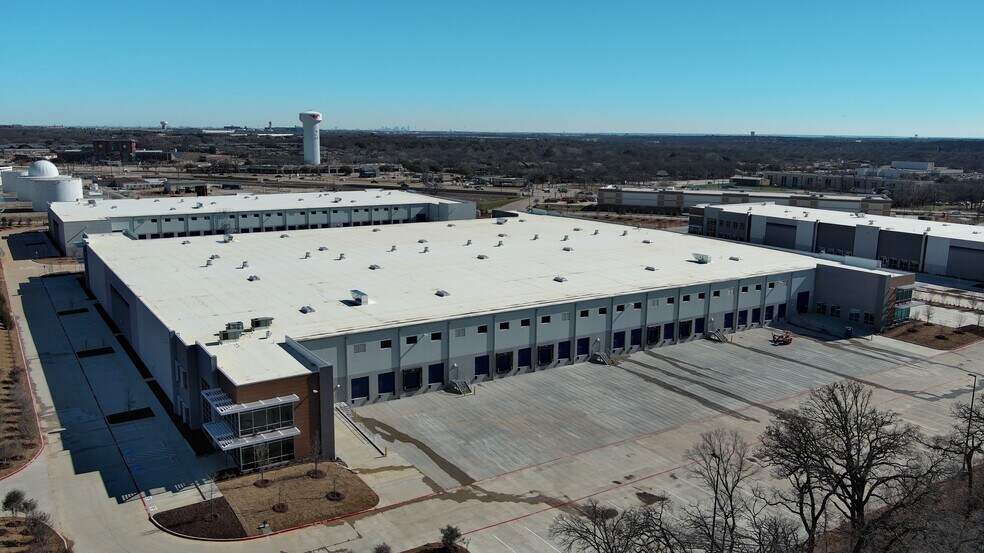 More Photos Of Mustang Court at DFW International Airport, Bldg 1, Grapevine Unknown For Lease