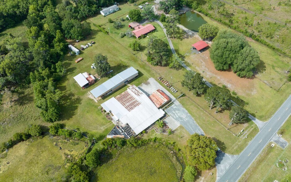 More Photos Of 11973 SE County Road 132, Jasper Office Residential For Sale