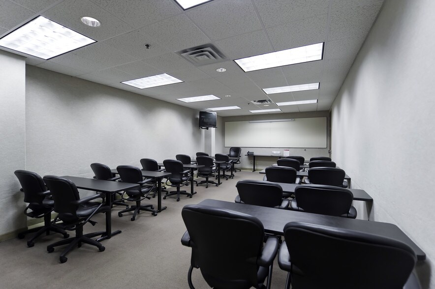 More Photos Of 41 University Dr, Newtown Coworking Space