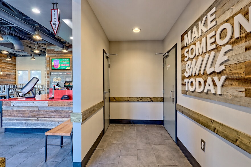 More Photos Of 515 Historic 441 Hwy, Cornelia Fast Food For Sale