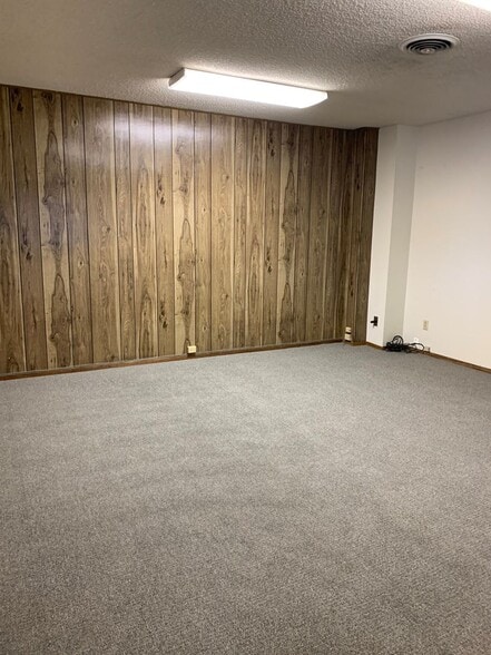 More Photos Of 3343 Santa Fe St, Riverbank Office For Lease