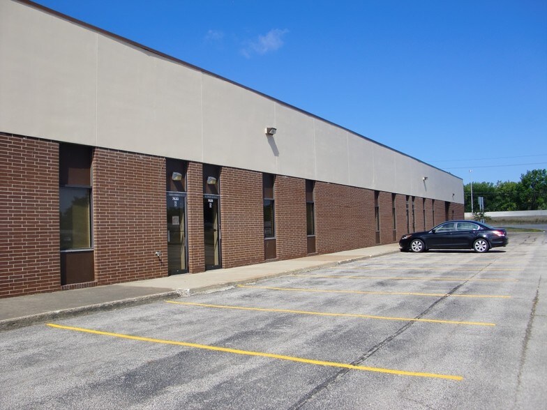 More Photos Of 7620-7640 Tyler Blvd, Mentor Warehouse For Lease