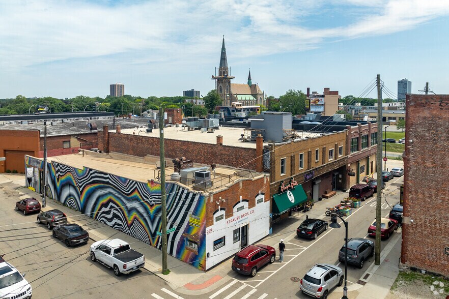 More Photos Of 2462-2472 Riopelle St, Detroit Storefront Retail Office For Sale