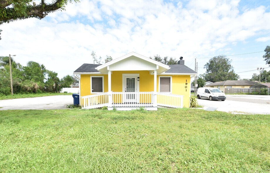 More Photos Of 1901 W Sligh Ave, Tampa Office For Sale