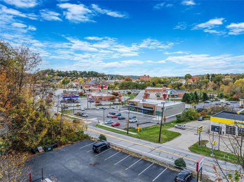 More Photos Of 3058 Washington Pike, Bridgeville Restaurant For Sale