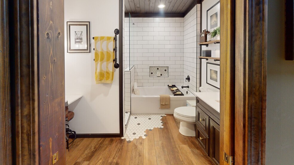 More Photos Of 816 Main St, Lafayette Storefront Retail Residential For Sale