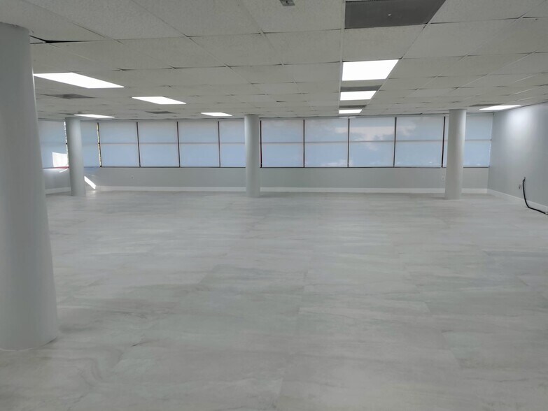 More Photos Of 1799 W Oakland Park Blvd, Oakland Park Office For Lease