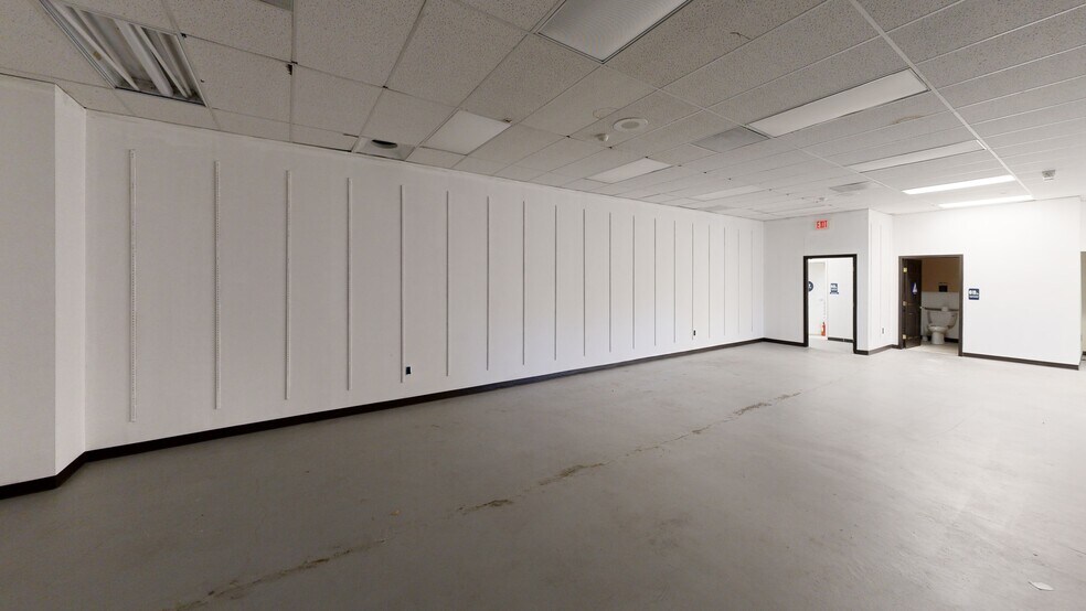 More Photos Of 6160 Florin Rd, Sacramento Flex For Lease