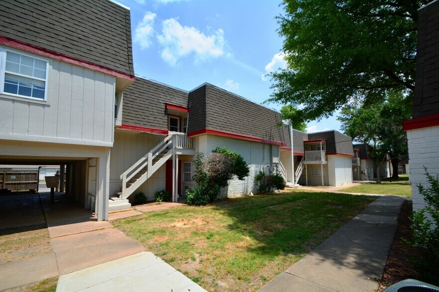 More Photos Of 3218 S 93rd East Ave, Tulsa Apartments For Sale