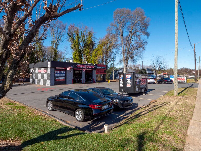 More Photos Of 6324 South Blvd, Charlotte Auto Repair For Sale